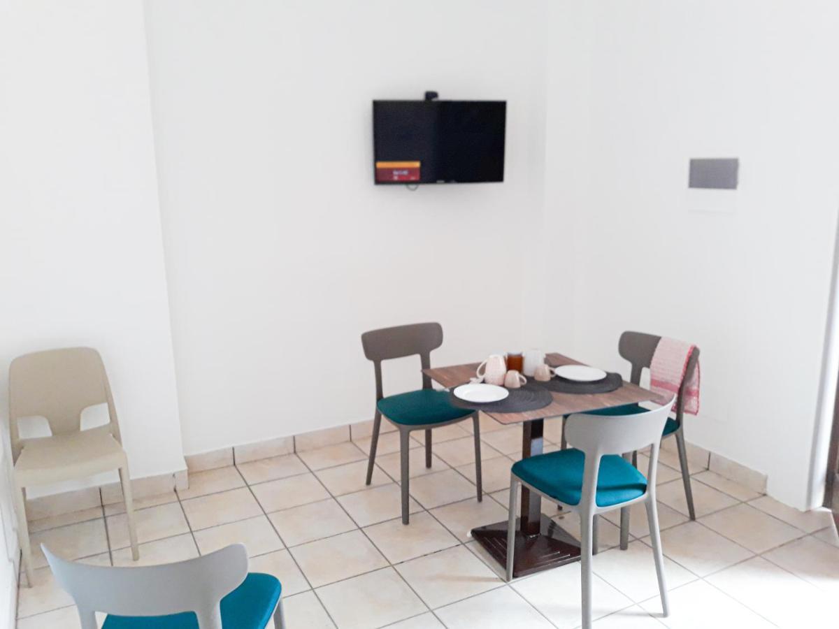 Residence Gregory Filicudi Pecorini Экстерьер фото
