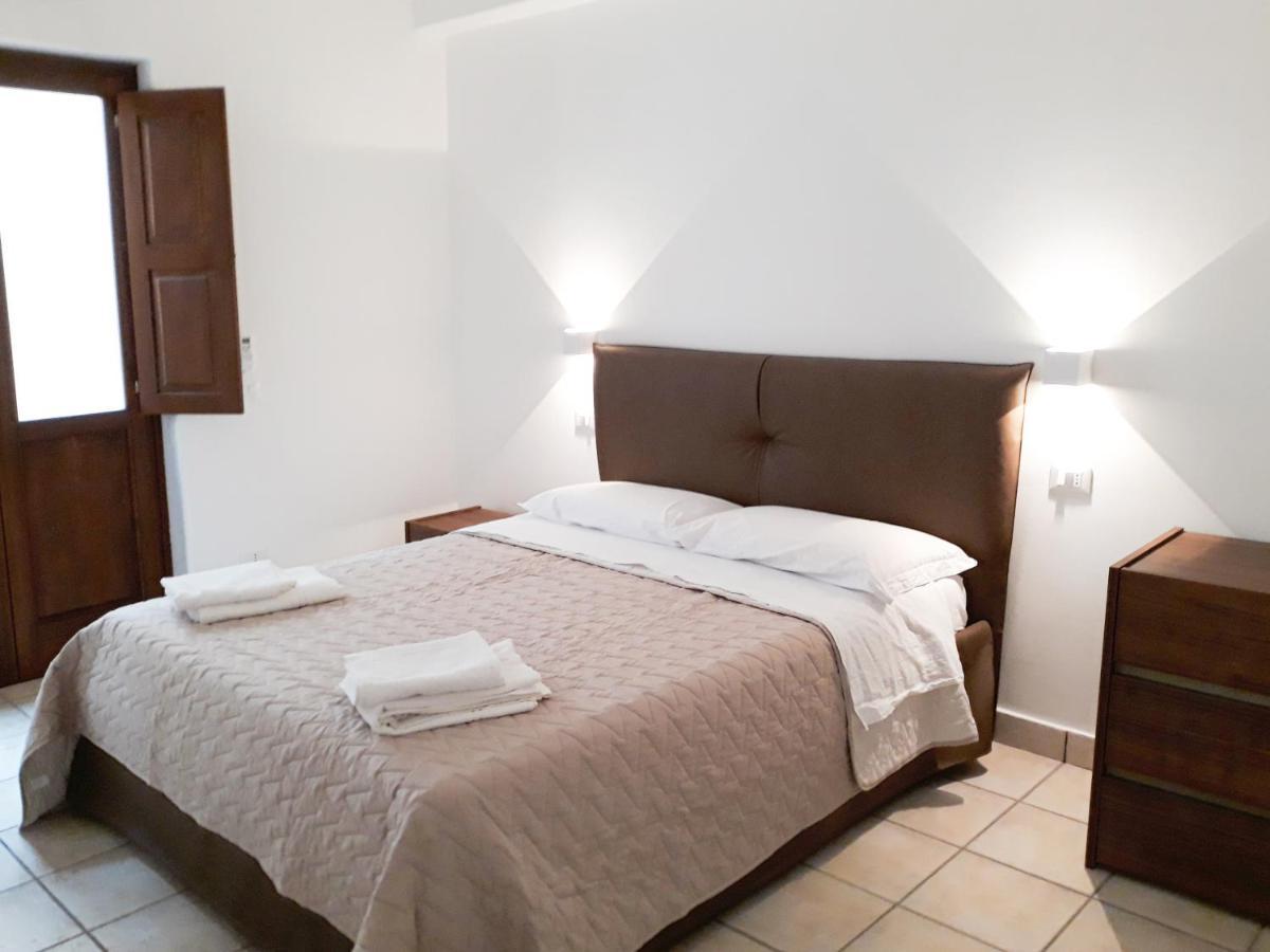 Residence Gregory Filicudi Pecorini Экстерьер фото
