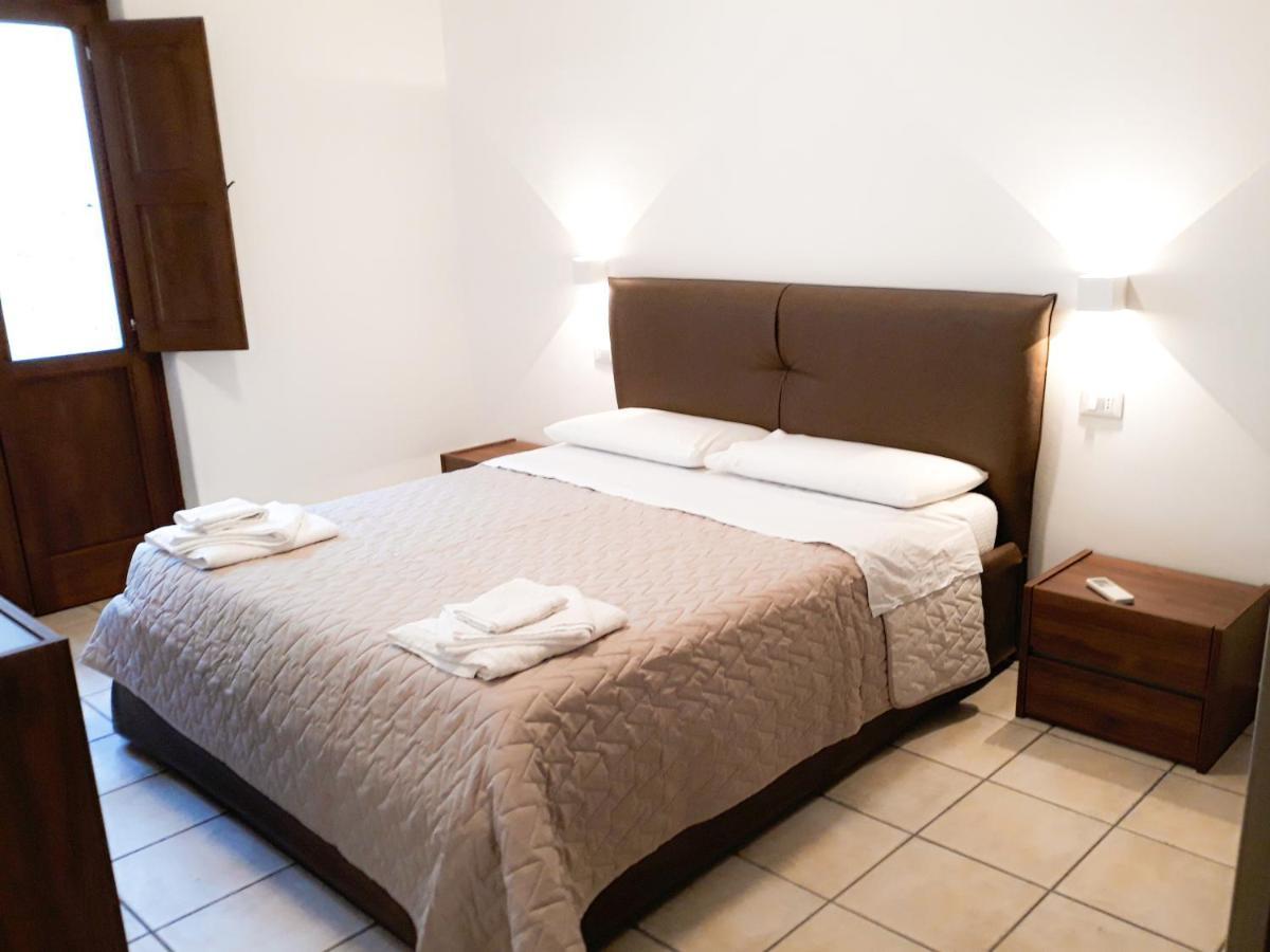 Residence Gregory Filicudi Pecorini Экстерьер фото